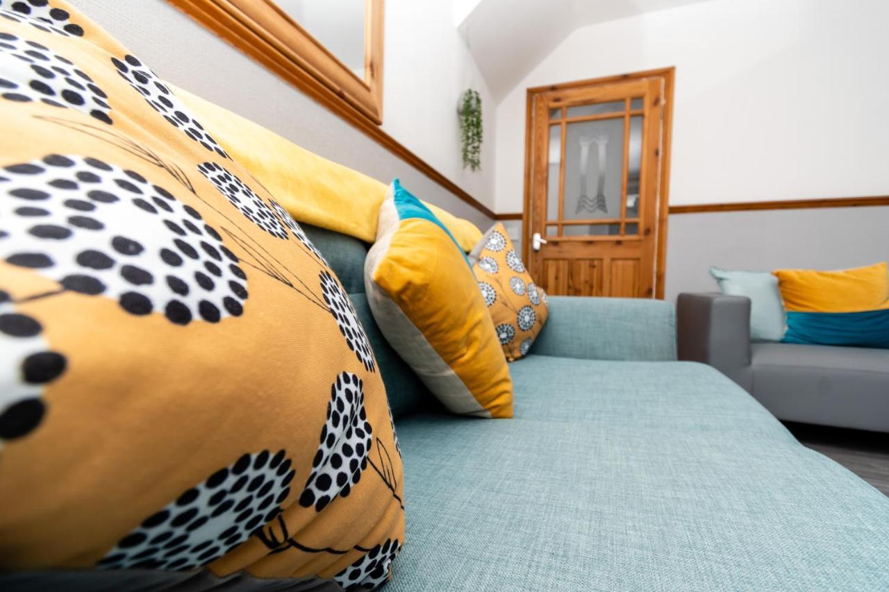 Greenbourne - 4 Bedrooms Sleeps 8 Free Parking Gateshead Exterior foto